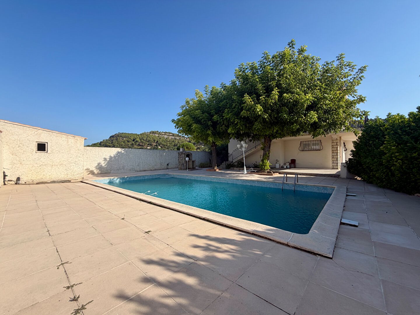 Maison à vendre, 133m², Chusclan