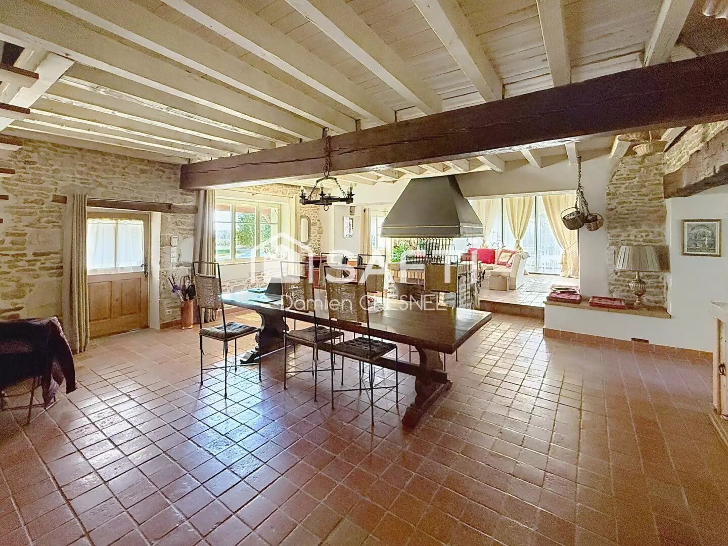 Maison à vendre, 240m², Neuilly-en-Dun