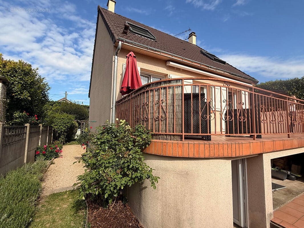 Maison à vendre, 94m², Chelles
