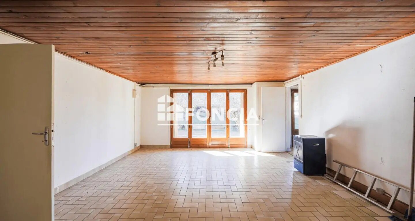 Maison à vendre, 130m², Saint-Etienne-de-Saint-Geoirs