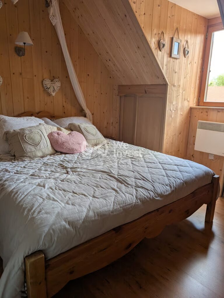 Maison à vendre, 138m², Neuville-Ferrières