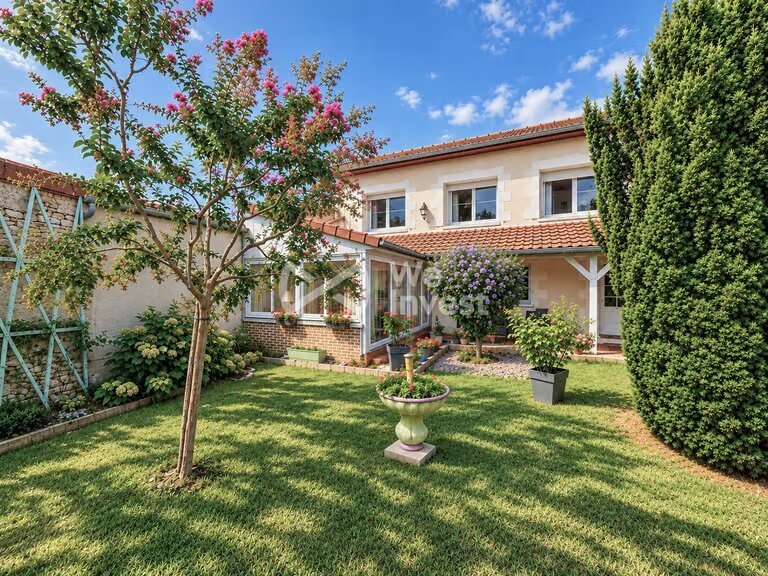 Maison à vendre, 275m², Pouant