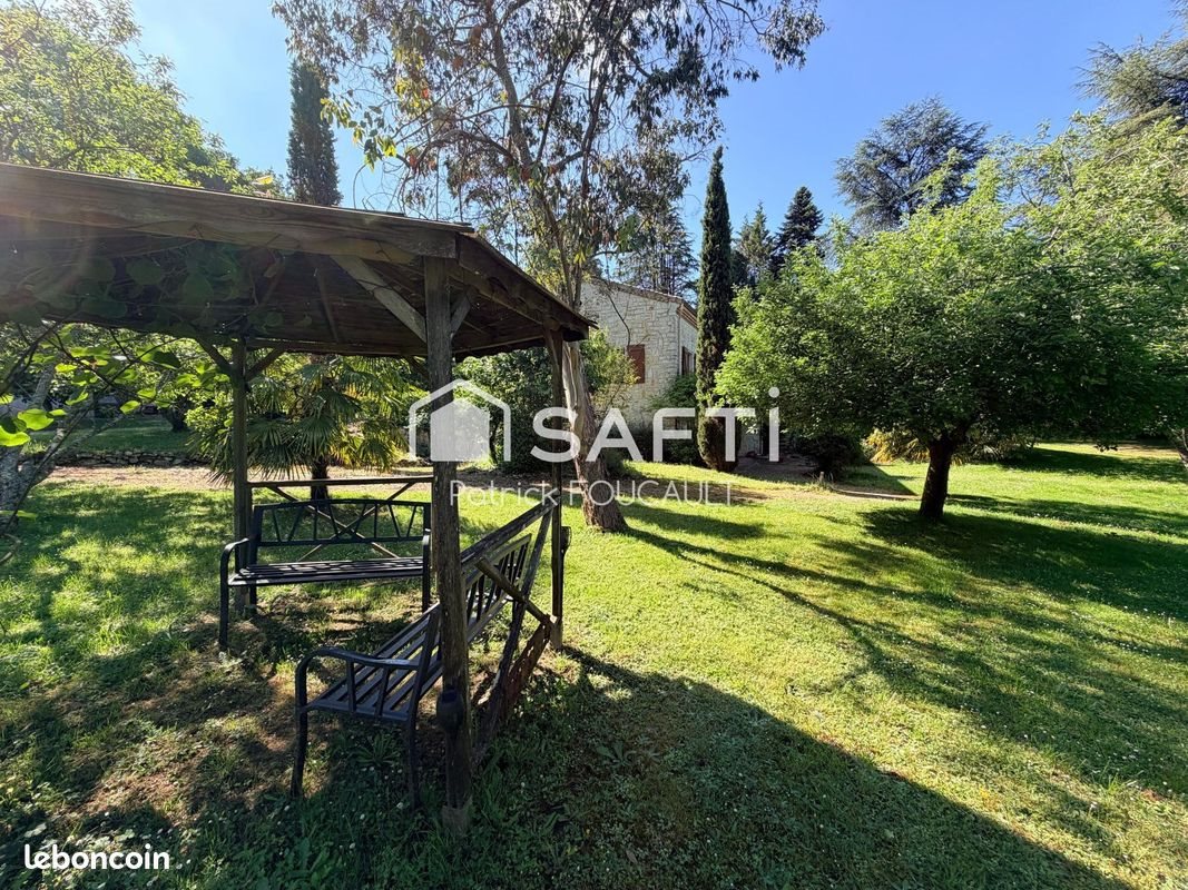Maison à vendre, 440m², Dirac