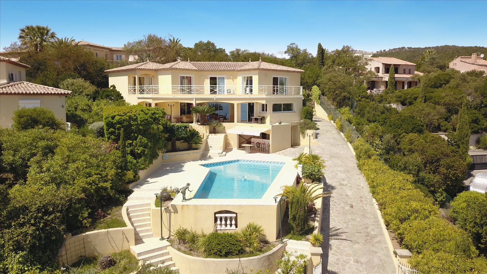 Maison à vendre, 330m², Roquebrune-sur-Argens