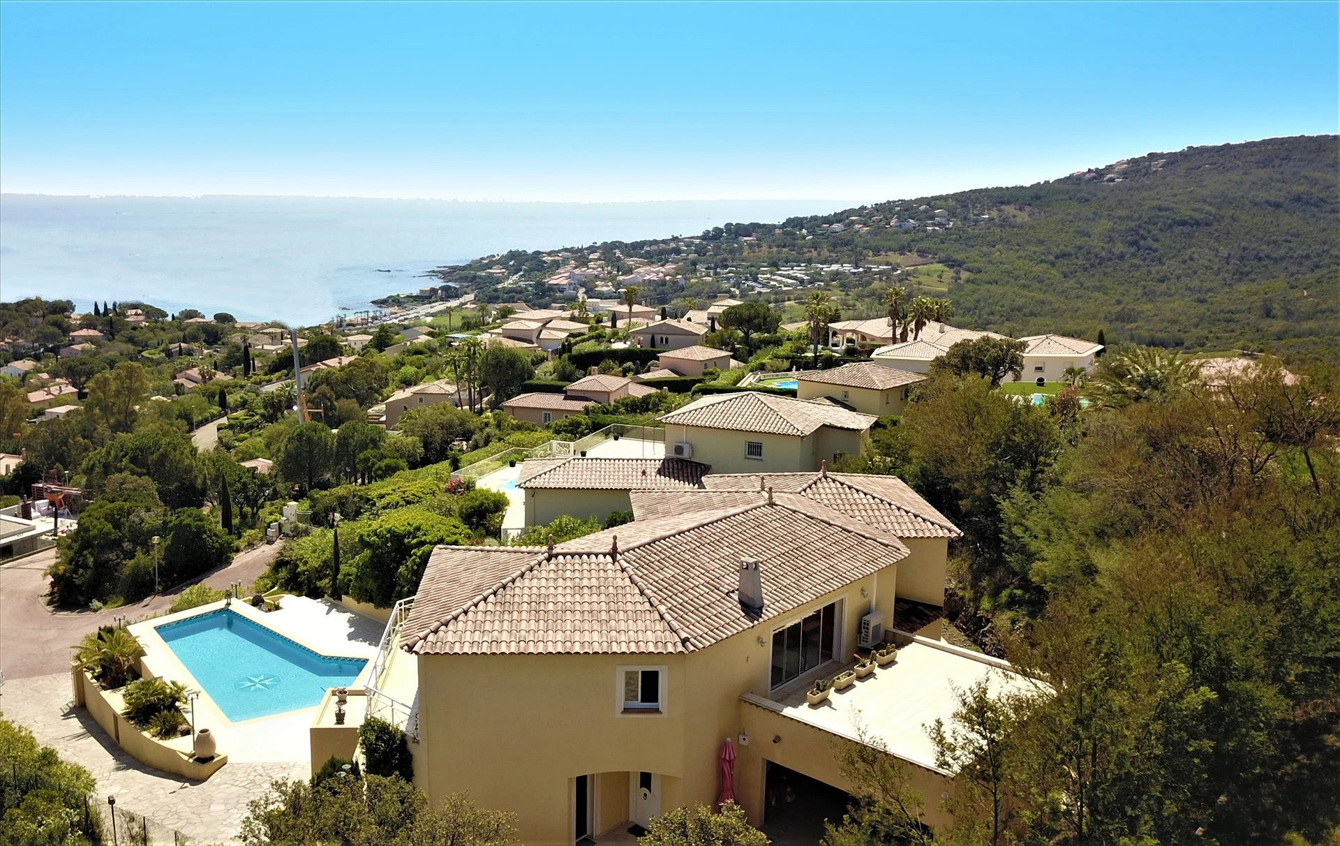 Maison à vendre, 330m², Roquebrune-sur-Argens