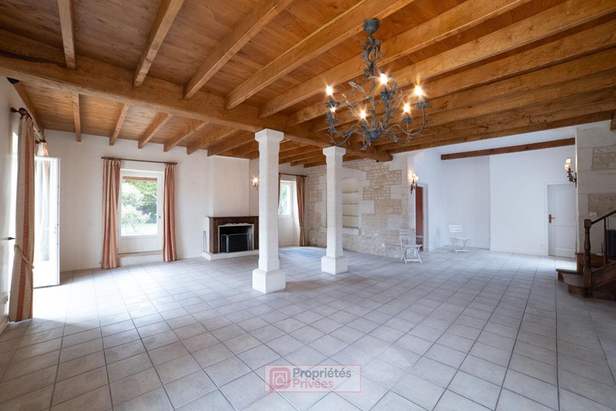 Maison à vendre, 180m², Hiersac
