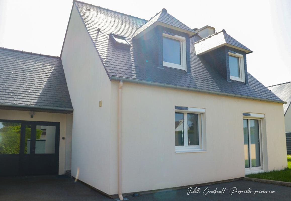 Maison à vendre, 133m², Ploumagoar