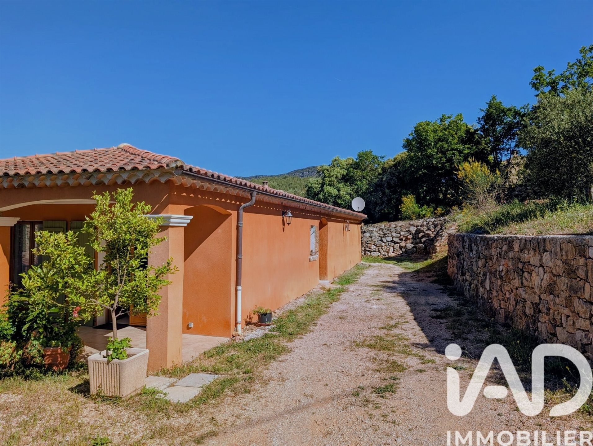Maison à vendre, 92m², Besse-sur-Issole
