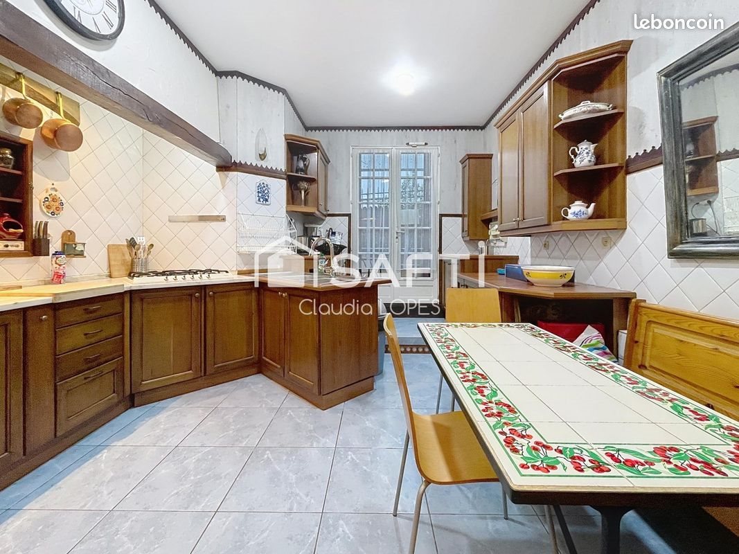 Maison à vendre, 242m², Enghien-les-Bains