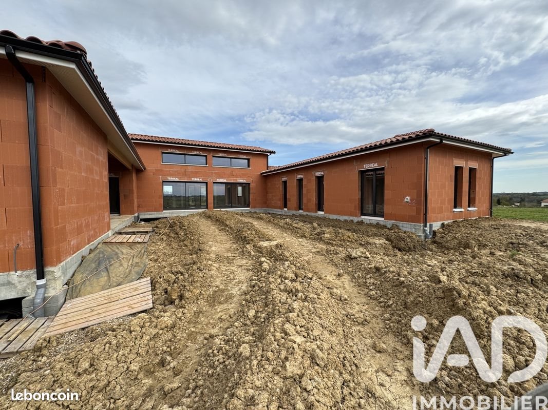 Maison à vendre, 192m², Puycornet