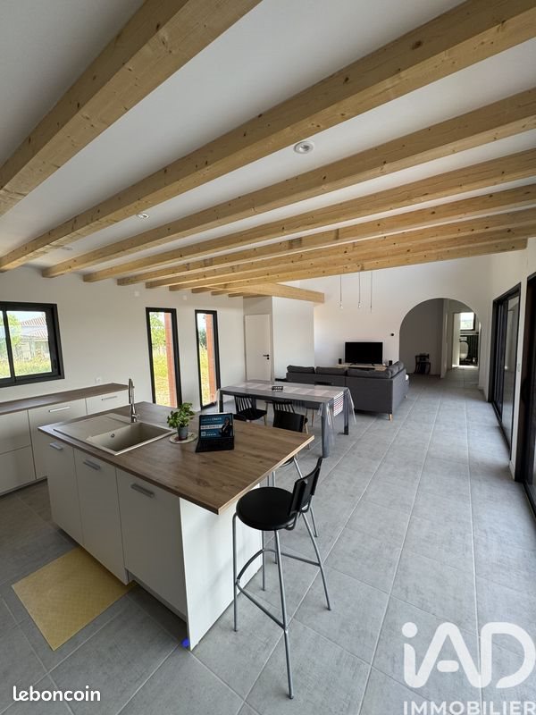 Maison à vendre, 192m², Puycornet