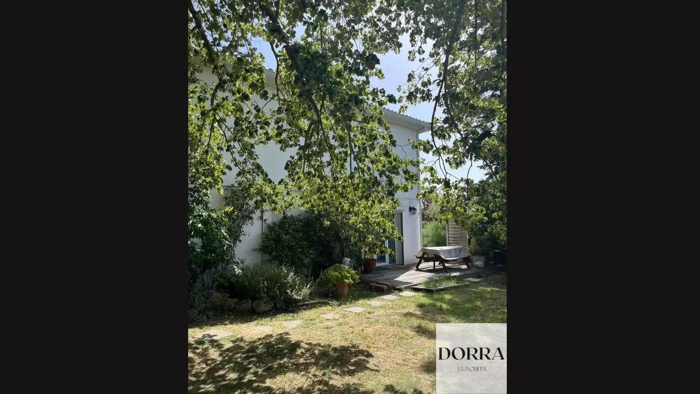 Maison à vendre, 145m², Saint-Geniès-Bellevue