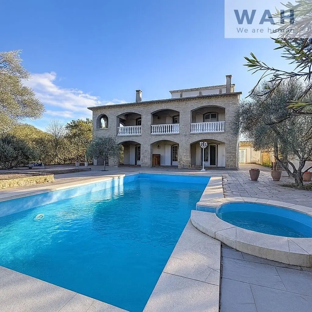 Maison à vendre, 390m², Sauve