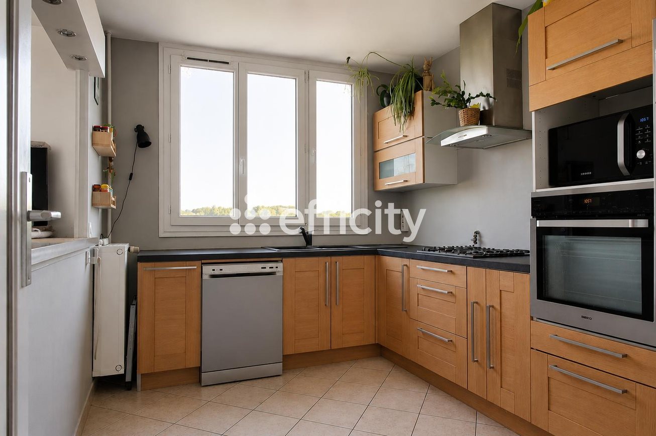Appartement à vendre, 68m², Chelles