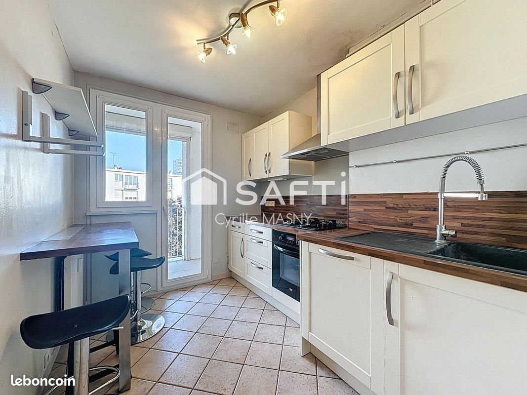 Appartement à vendre, 69m², Reims