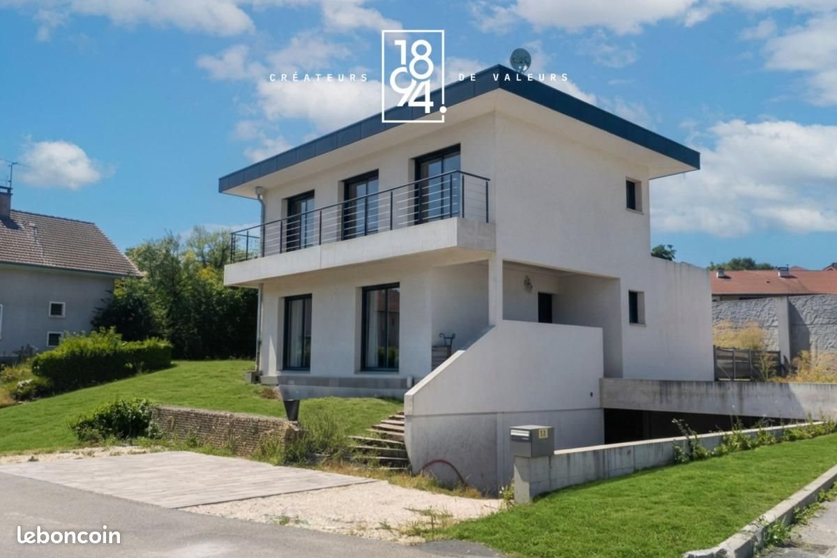 Maison à vendre, 122m², Poisy