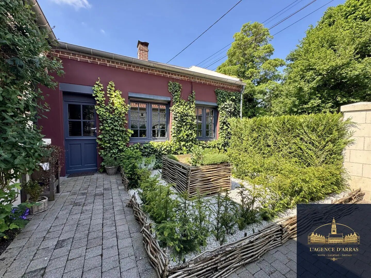 Maison à vendre, 326m², Mont-Saint-Eloi