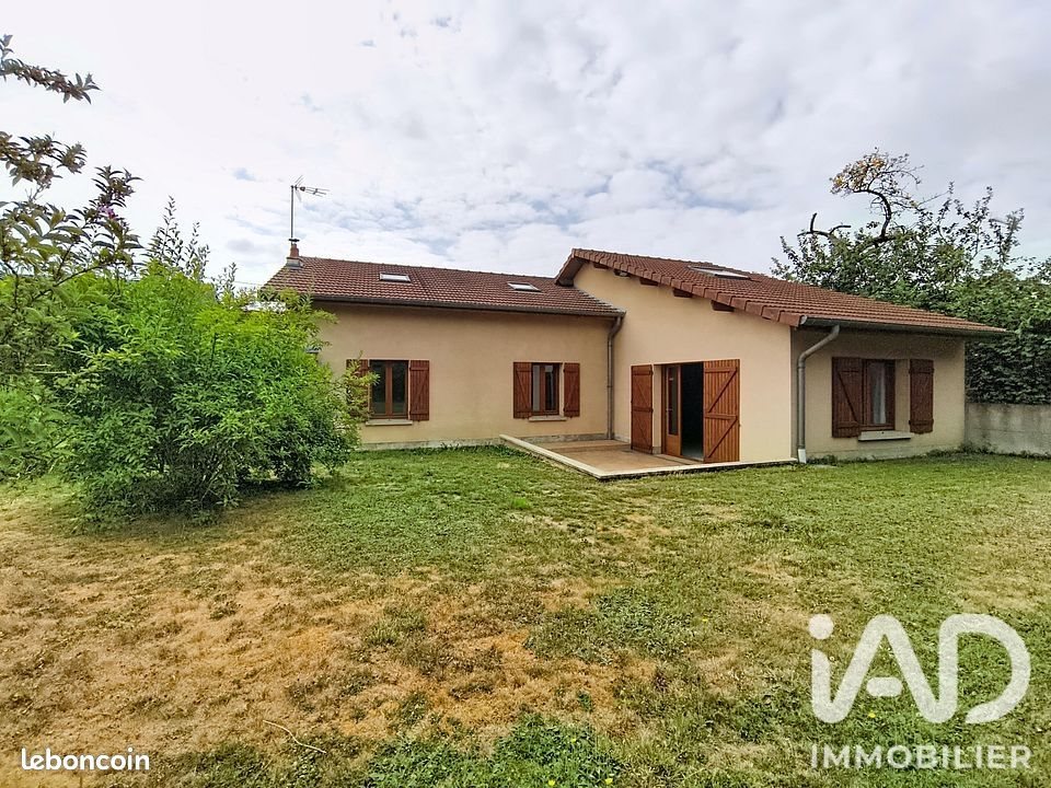 Maison à vendre, 149m², Vouziers