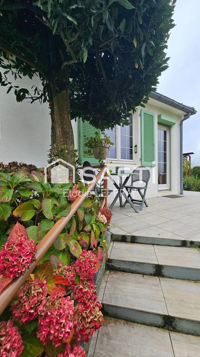 Maison à vendre, 165m², Luceau