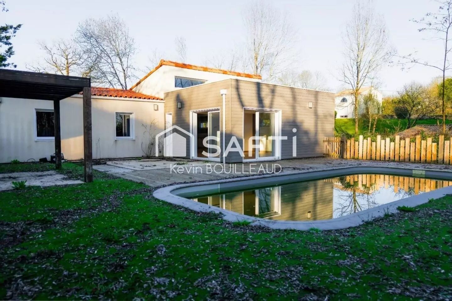 Maison à vendre, 123m², Exireuil
