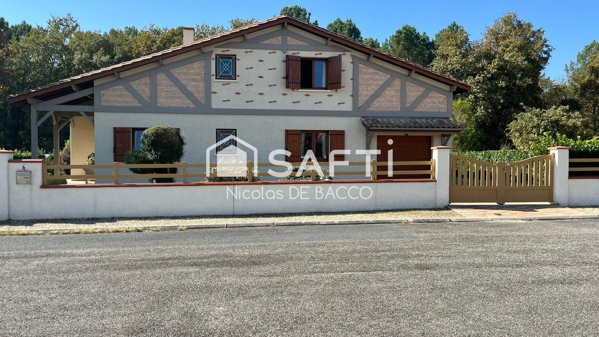 Maison à vendre, 238m², Casteljaloux