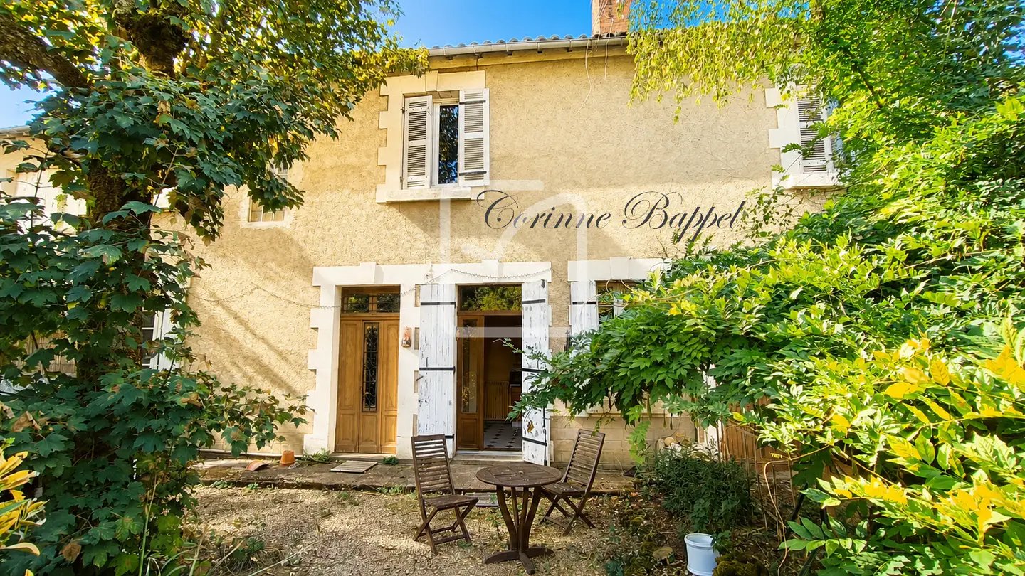 Maison à vendre, 239m², Savignac-les-Églises