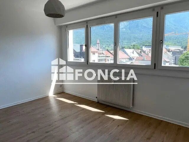 Appartement à louer, 32m², Bonneville