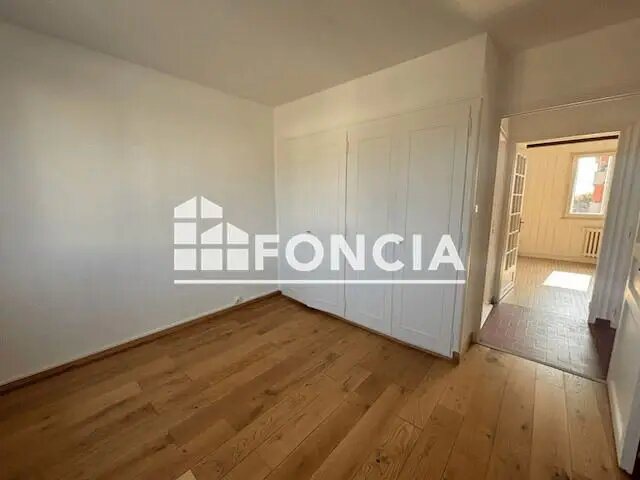 Appartement à louer, 55m², Saint-Pierre-en-Faucigny