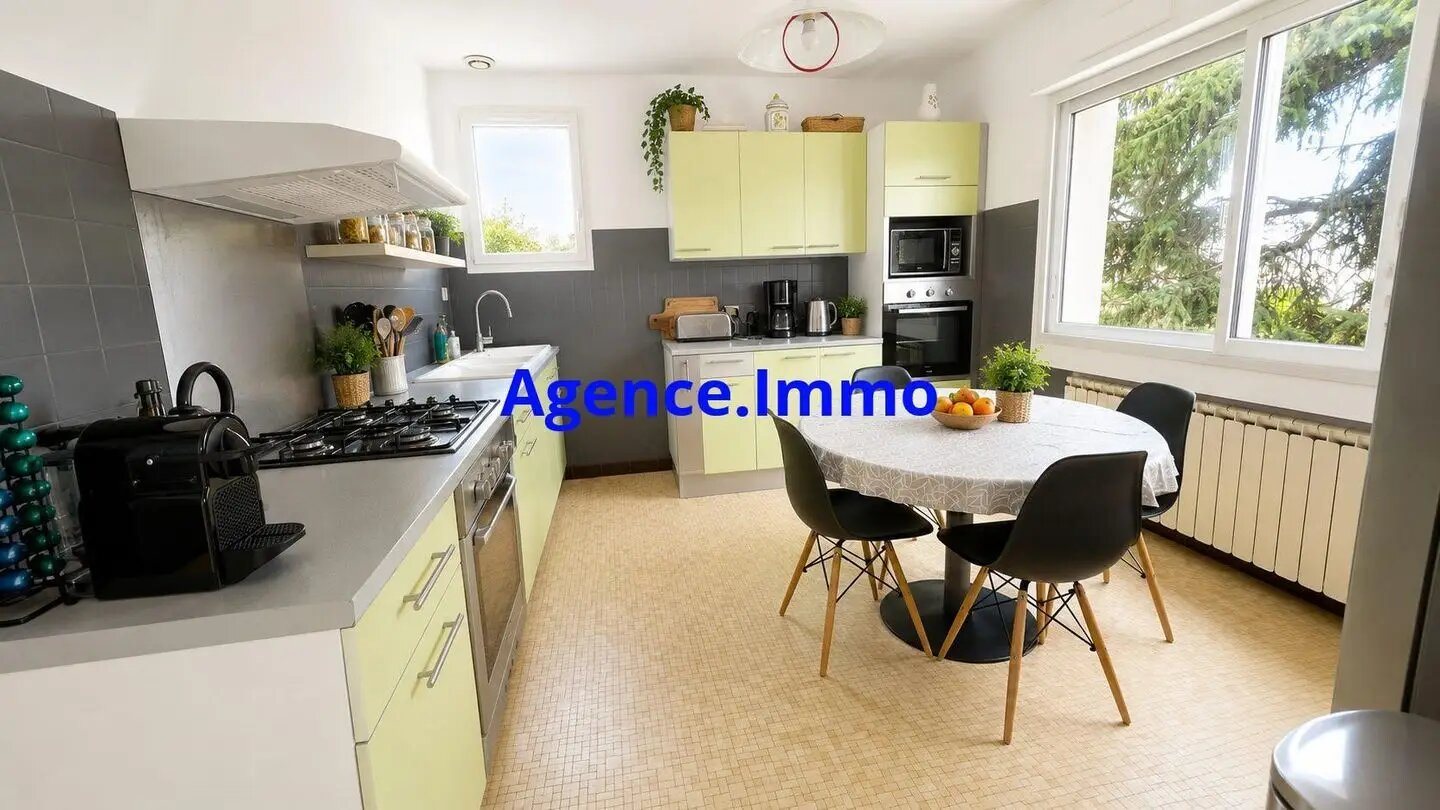 Maison à vendre, 104m², Feurs