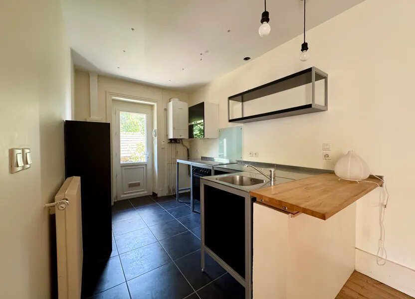 Appartement à louer, 38m², Lons-le-Saunier