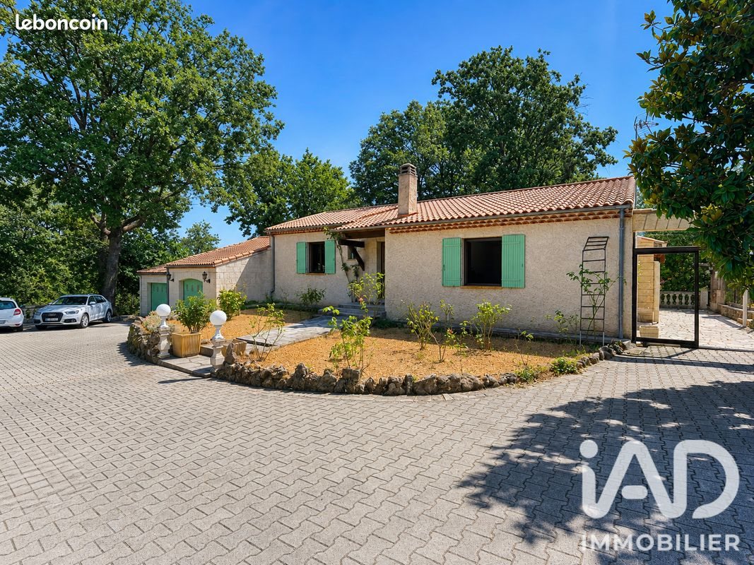 Maison à vendre, 135m², Callian
