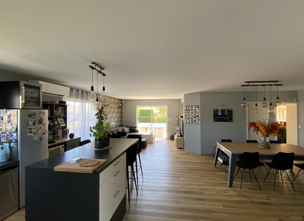 Maison à vendre, 110m², Saint-Yzan-de-Soudiac
