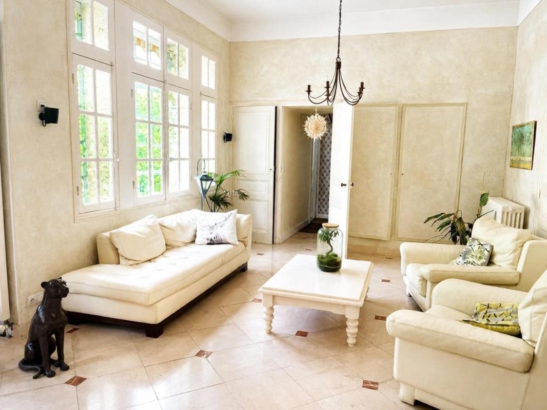Maison à vendre, 346m², Mouthiers-sur-Boëme