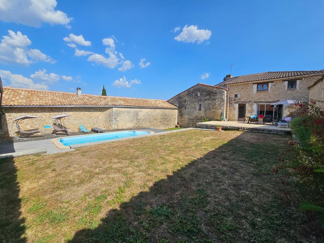 Maison à vendre, 232m², Linars