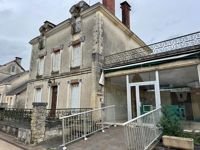 Maison à vendre, 280m², Sorges