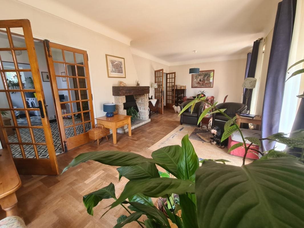 Maison à vendre, 123m², Châteauneuf-la-Forêt
