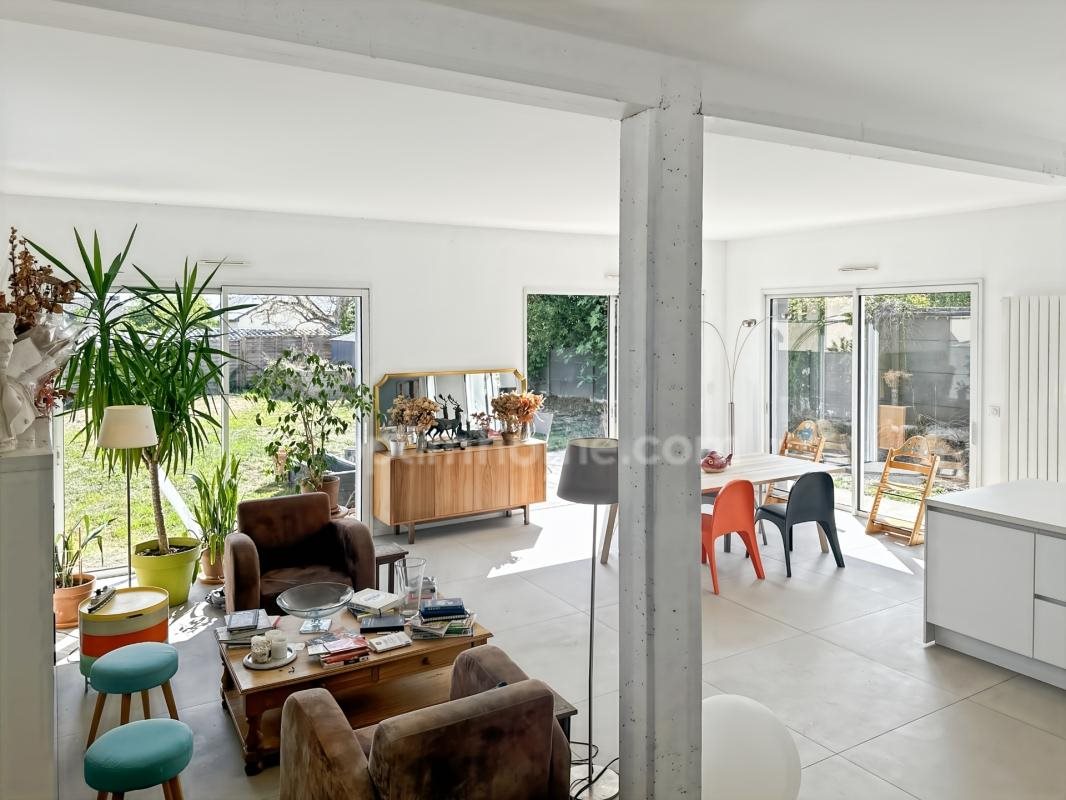 Maison à vendre, 196m², Chartres-de-Bretagne