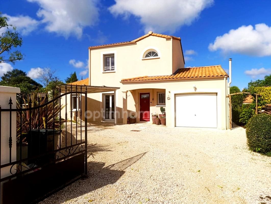 Maison à vendre, 120m², Saint-Maurice-le-Girard