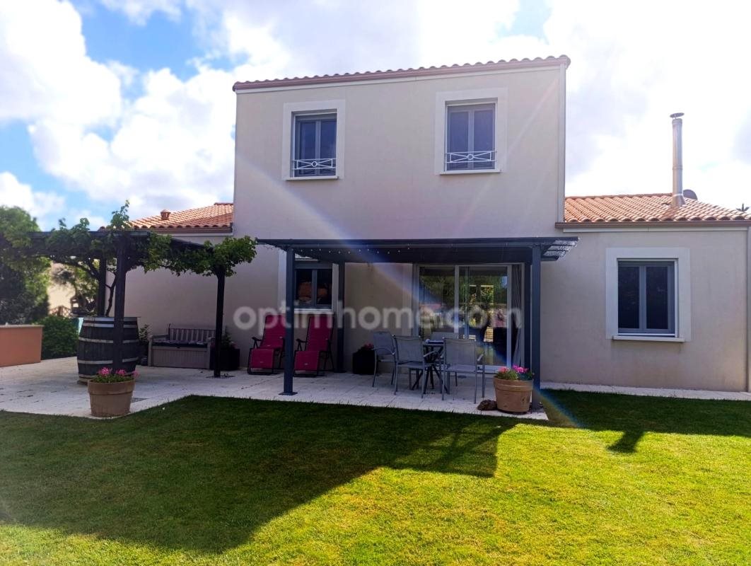 Maison à vendre, 120m², Saint-Maurice-le-Girard