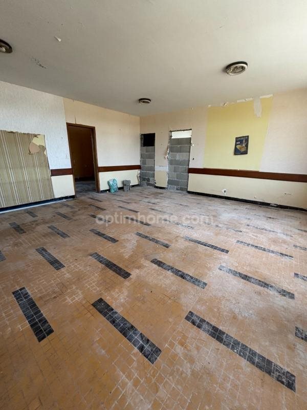Maison à vendre, 200m², Moulidars