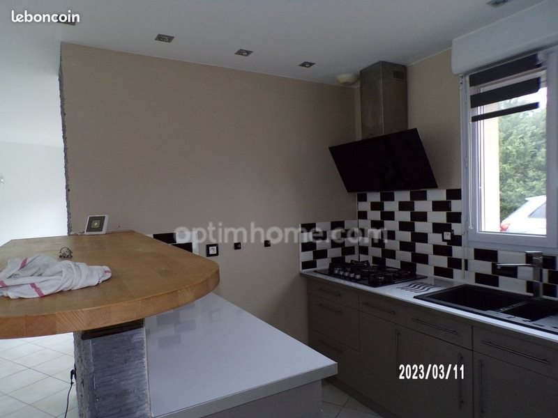 Maison à vendre, 105m², Roullet-Saint-Estèphe