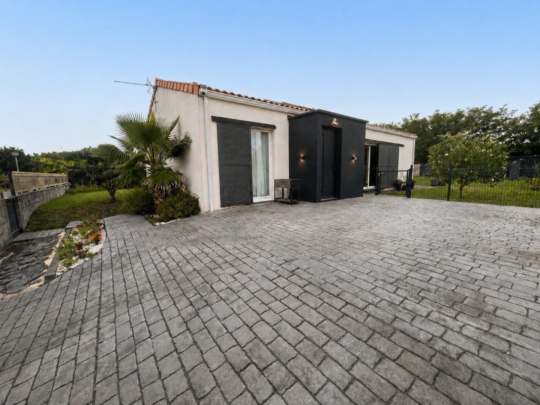Maison à vendre, 106m², Saint-Laurent-Médoc