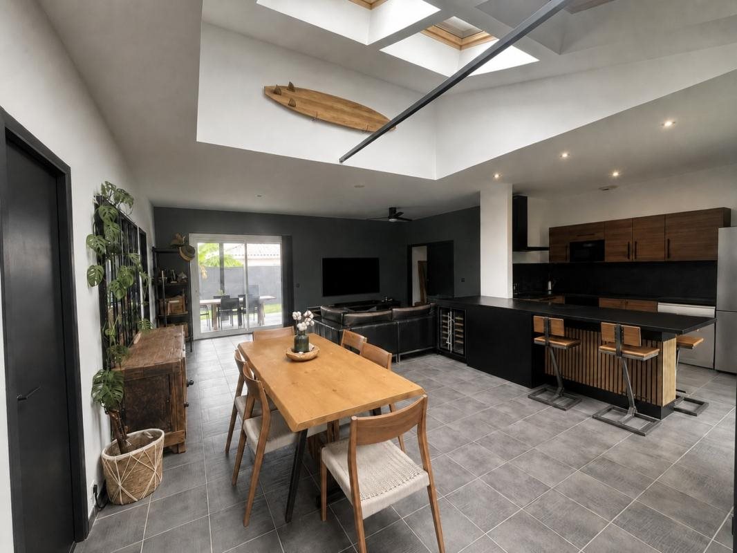 Maison à vendre, 106m², Saint-Laurent-Médoc