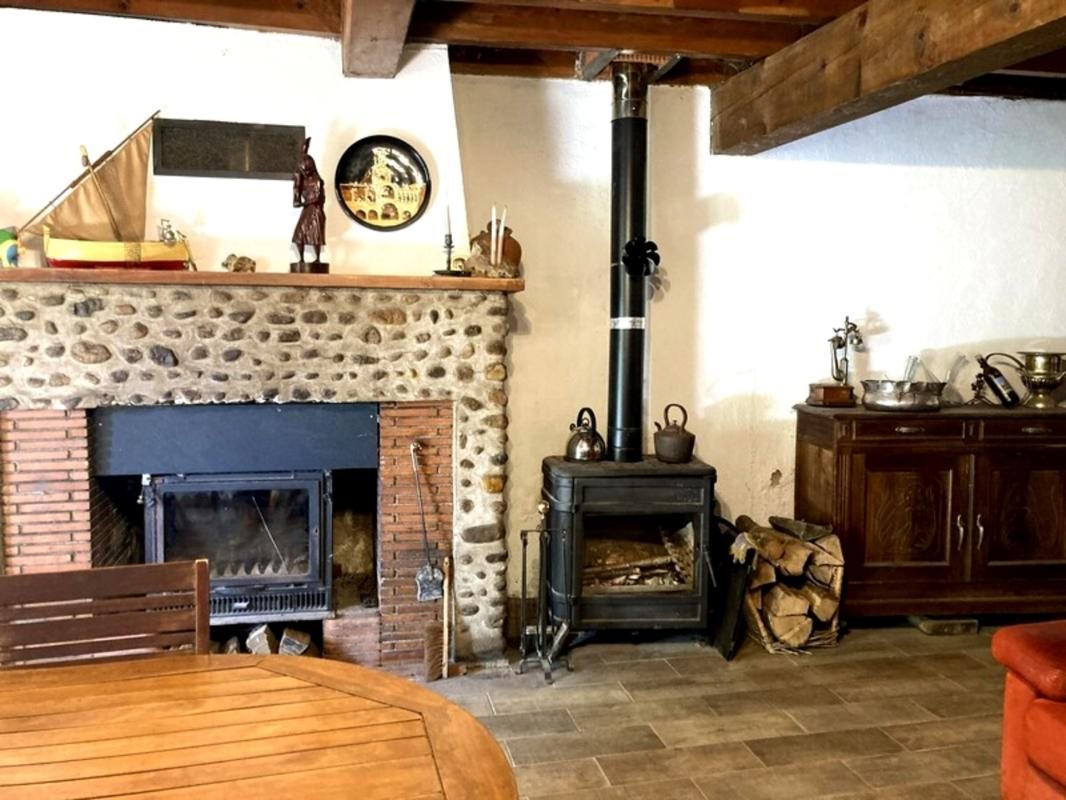 Maison à vendre, 95m², Quérigut