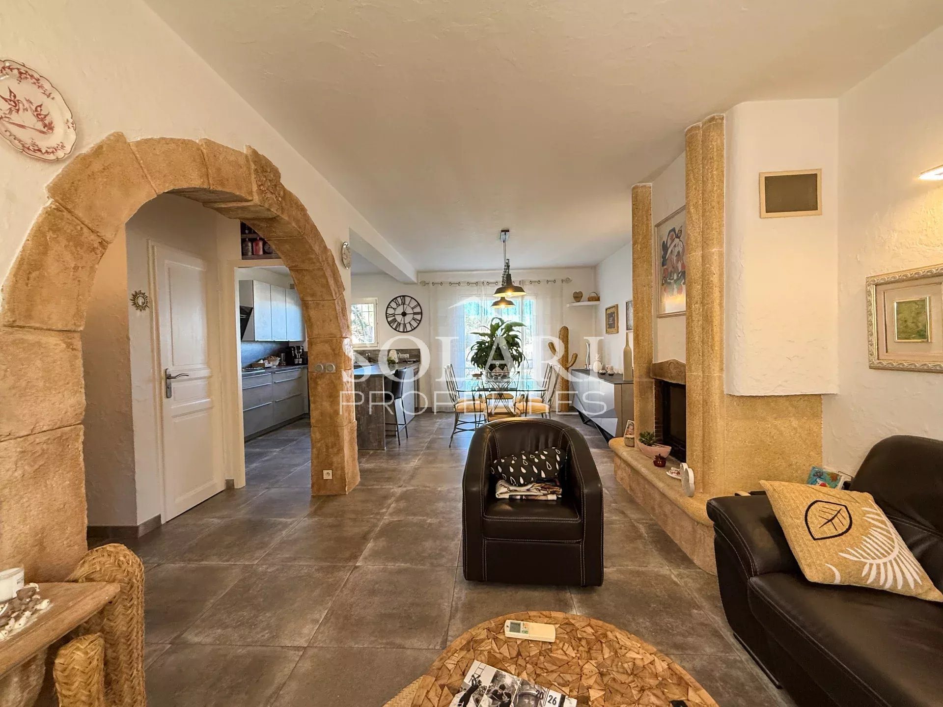 Maison à vendre, 100m², Fréjus