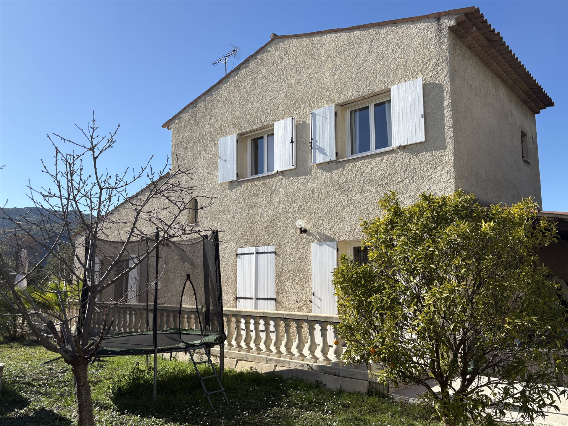 Maison à vendre, 150m², La Roquette-sur-Siagne