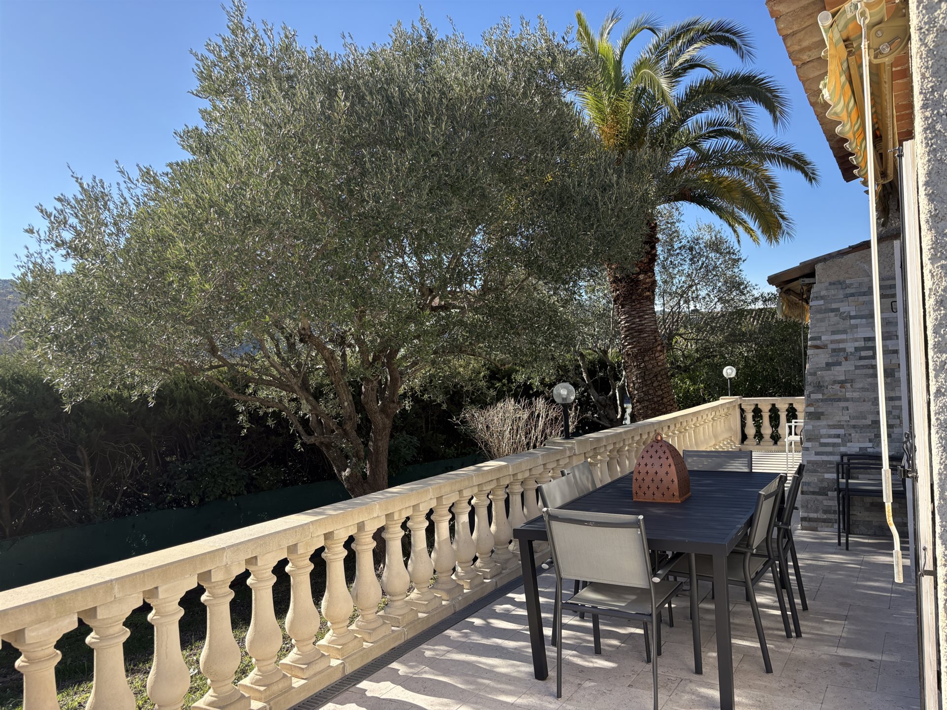 Maison à vendre, 150m², La Roquette-sur-Siagne