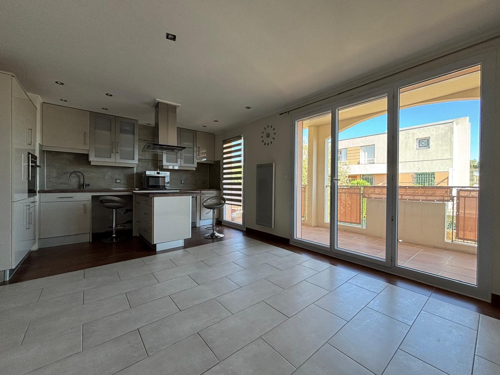 Appartement à vendre, 63m², La Roquette-sur-Siagne