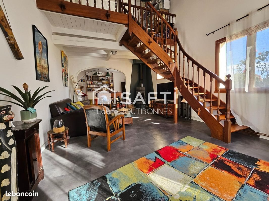 Maison à vendre, 263m², Saint-Sulpice-la-Pointe