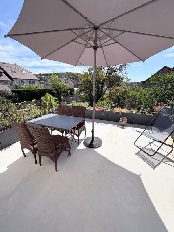 Maison à vendre, 106m², Lons-le-Saunier